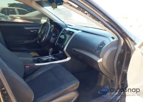 2015 Nissan Altima 2.5/2.5 S/2.5 Sl/2.5 Sv из США, поврежденный, VIN 1N4AL3AP7FN321446